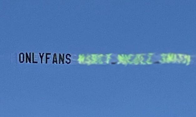 OnlyFans creator flies beach banner over Orange Beach, Gulf Shores |…