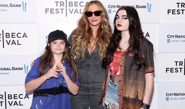 Should your kids edit your steamy pictures? ‘Sopranos’ star Drea de Matteo thinks it’s OK