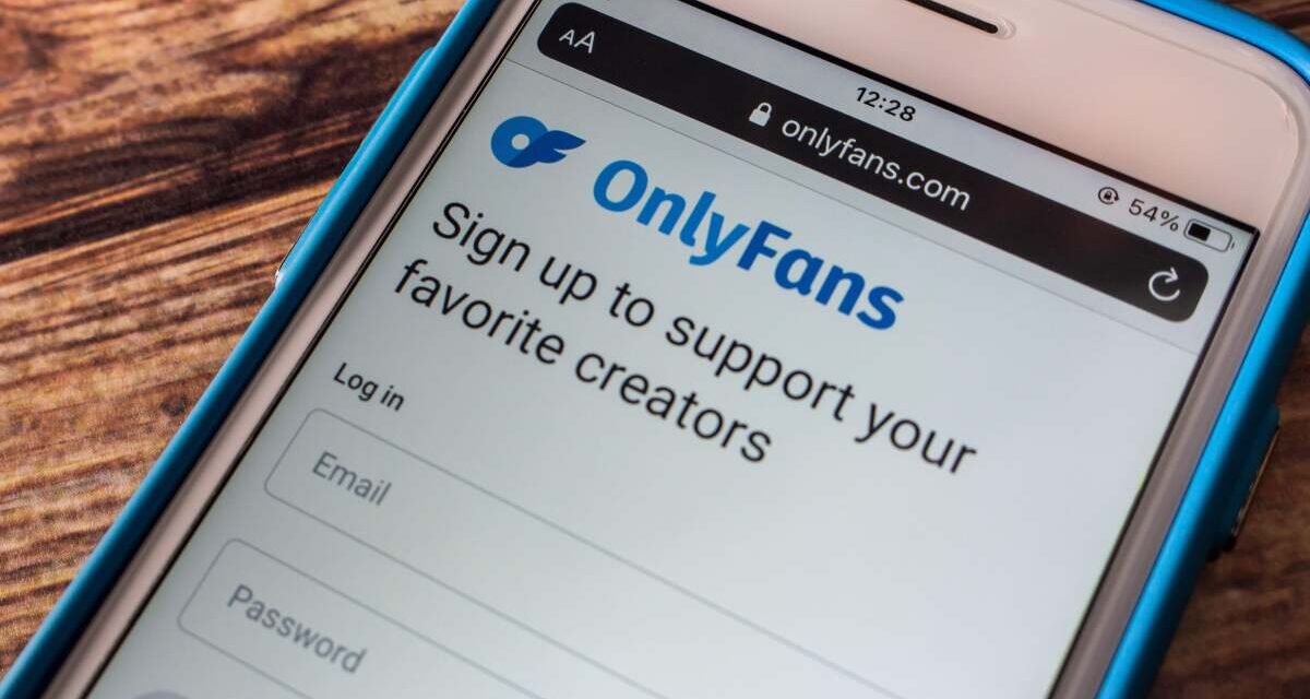 How to Hide Your OnlyFans Payments History