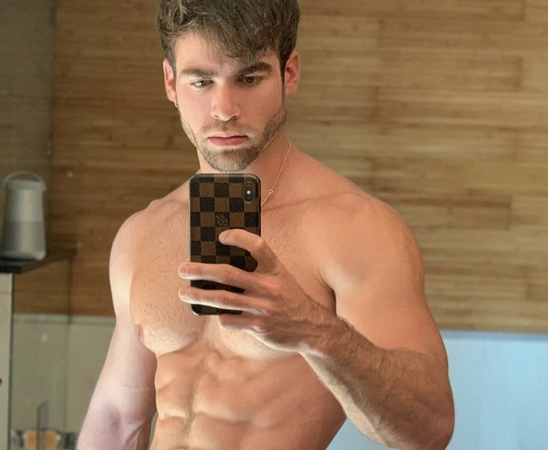 Mexican model David Ortega has been heating up soaps, ‘Survivor’ & OnlyFans & we absolutely know why