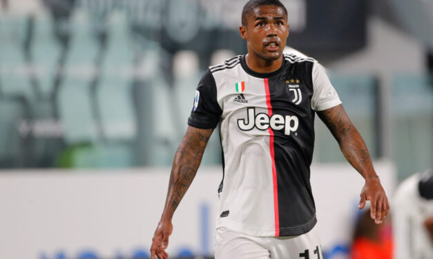 Professional football player Douglas Costa starts OnlyFans account