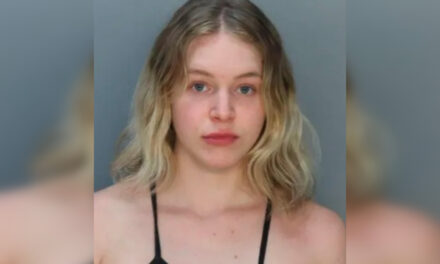 Miami OnlyFans Model Courtney Clenney on Trial for Boyfriend’s Murder, Claims Self-Defense in Knife-Throwing Incident