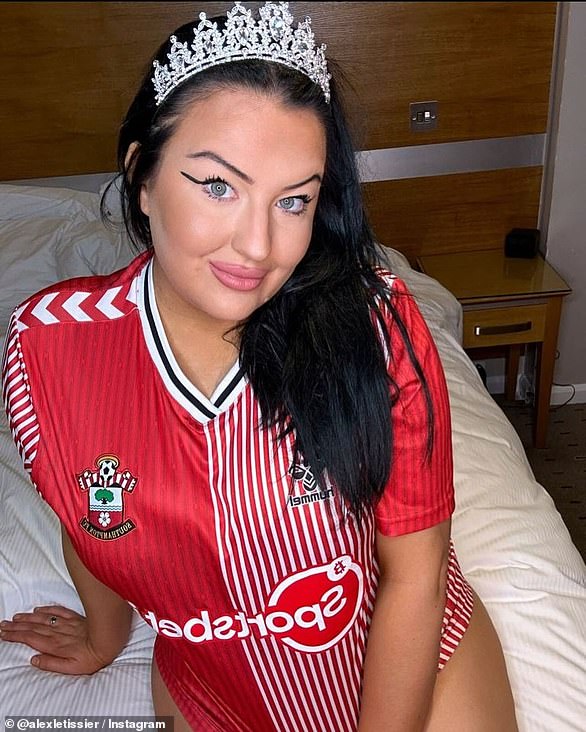 Reports from The Sun claim that a rift has developed within the family after Alex began creating content on OnlyFans