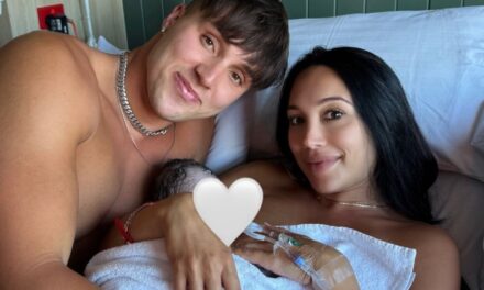 OnlyFans Model Scarlet Vas Gives Birth to Her Stepbrother’s Baby