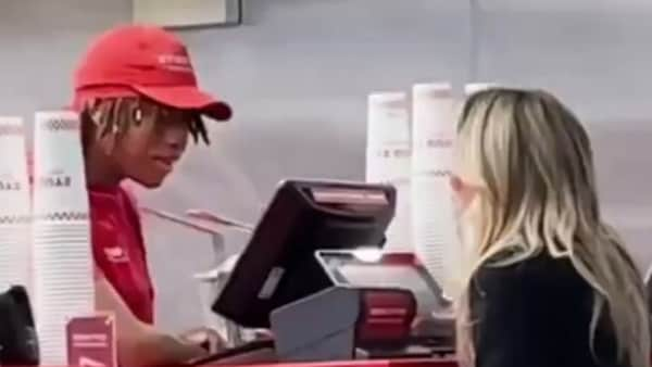 OnlyFans star Bonnie Blue harasses fast-food restaurant staff; check his reply when people ask him to sue her