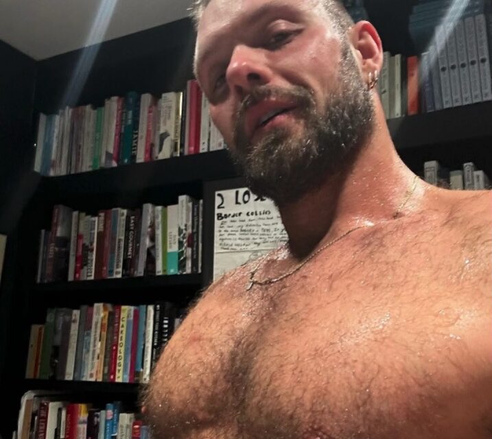 Strictly star makes very explicit return to OnlyFans