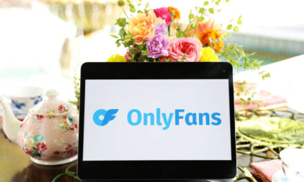 Visa, Mastercard Accused of Processing Payments for Illegal Content on OnlyFans, Claims Whistleblower