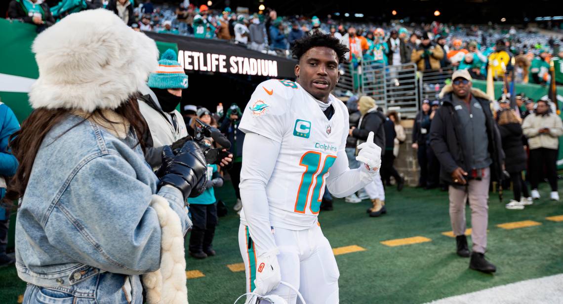 OnlyFans model’s lawsuit against Miami Dolphins star Tyreek Hill takes a surprise turn