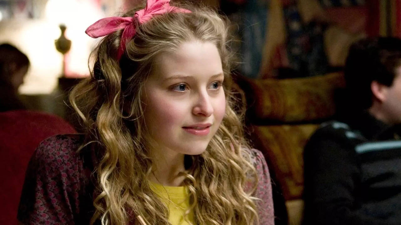 Harry Potter Actor Jessie Cave Joins OnlyFans, Will Post 'Sensual Hair Fetish' Videos To Fix House Bills