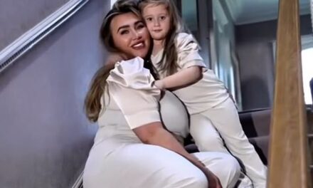 Lauren Goodger reveals she has made a huge career move
