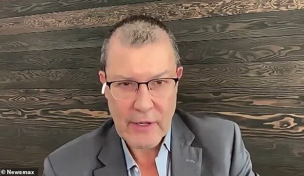 Democrat strategist brutally compares AOC’s popularity to ONLYFANS