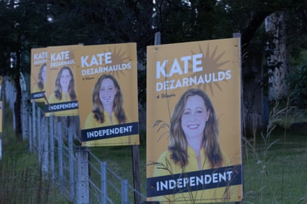Election corflutes for Kate Dezarnaulds