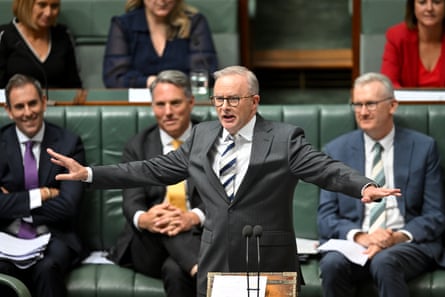 Albanese speaks in parliament