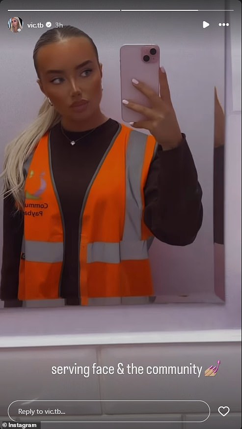 Victoria Thomas Bowen, 25, uploaded the selfie to her Instagram story earlier today, alongside the caption 'serving face and the community'.