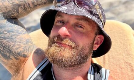 Gay Australian OnlyFans star dies aged 42