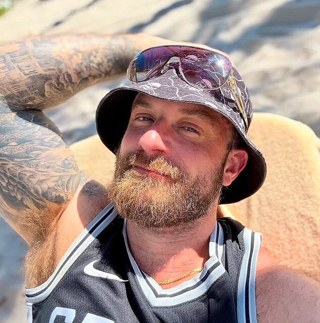 Gay Australian OnlyFans star dies aged 42