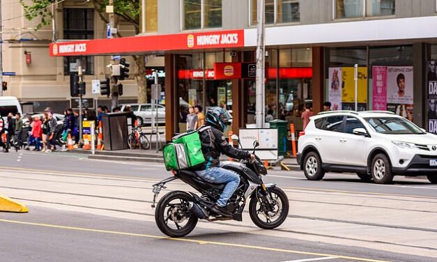 Urgent warning to Aussies with a side hustle job